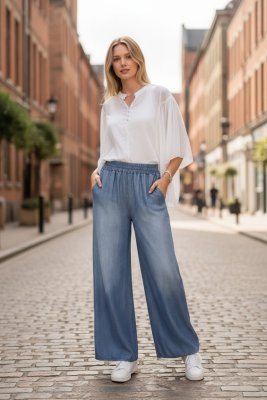 Zoom bild av Lisa - Byxa i tencel med resår - Blå - One size
