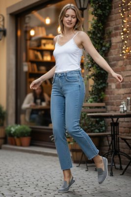 Zoom bild av Lisen - Jeans croppad flare 