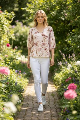 Zoom bild av Mönstrad topp med v-ringning - Rosa